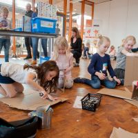Maakplaats Aalsmeer: maak je eigen bewegende reuzefantasiedier | 4-6 jr.